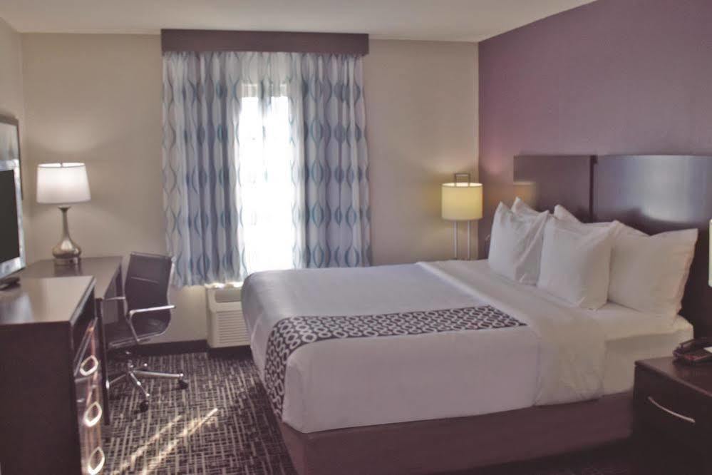 La Quinta By Wyndham New Cumberland - Harrisburg Hotel Ngoại thất bức ảnh